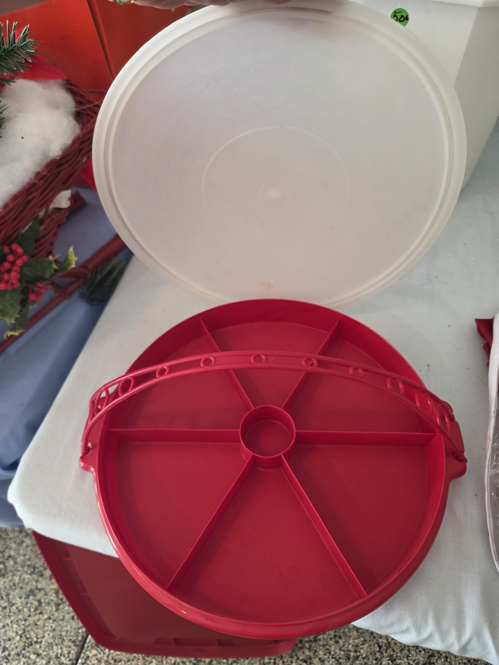 Vintage Tupperware Divided Relish Tray With Lid